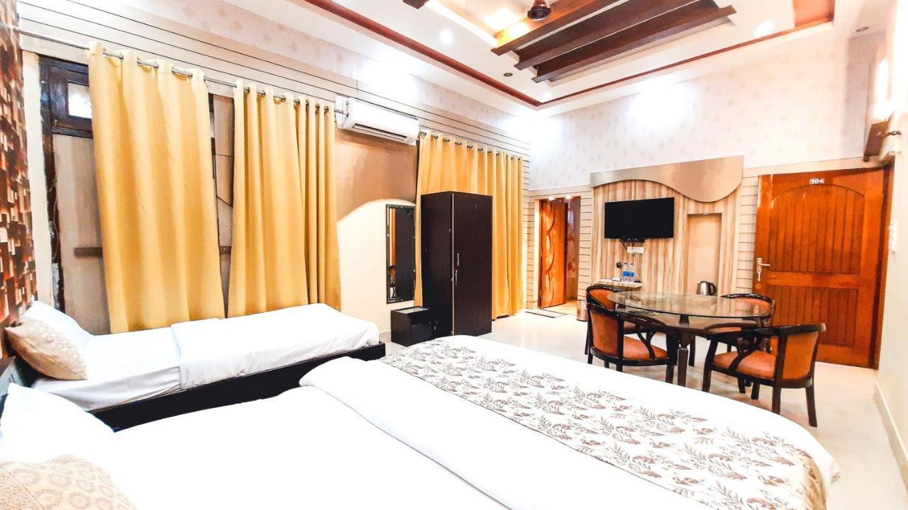 Hotel Rajyashree Palace バラナシ エクステリア 写真