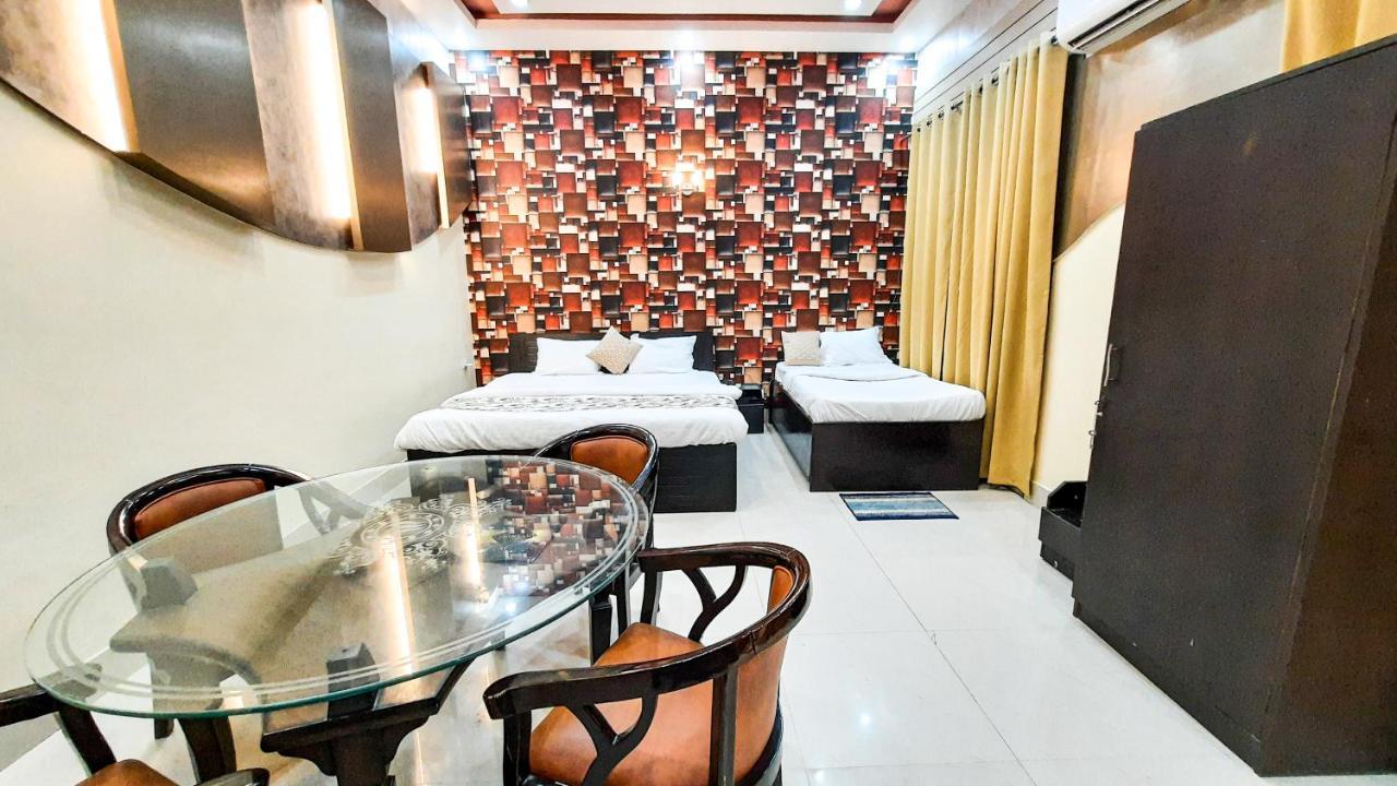 Hotel Rajyashree Palace バラナシ エクステリア 写真